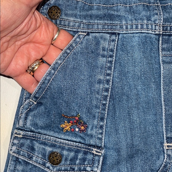 Oshkosh denim embroidered overall dress toddler size 3 - Picture 8 of 11